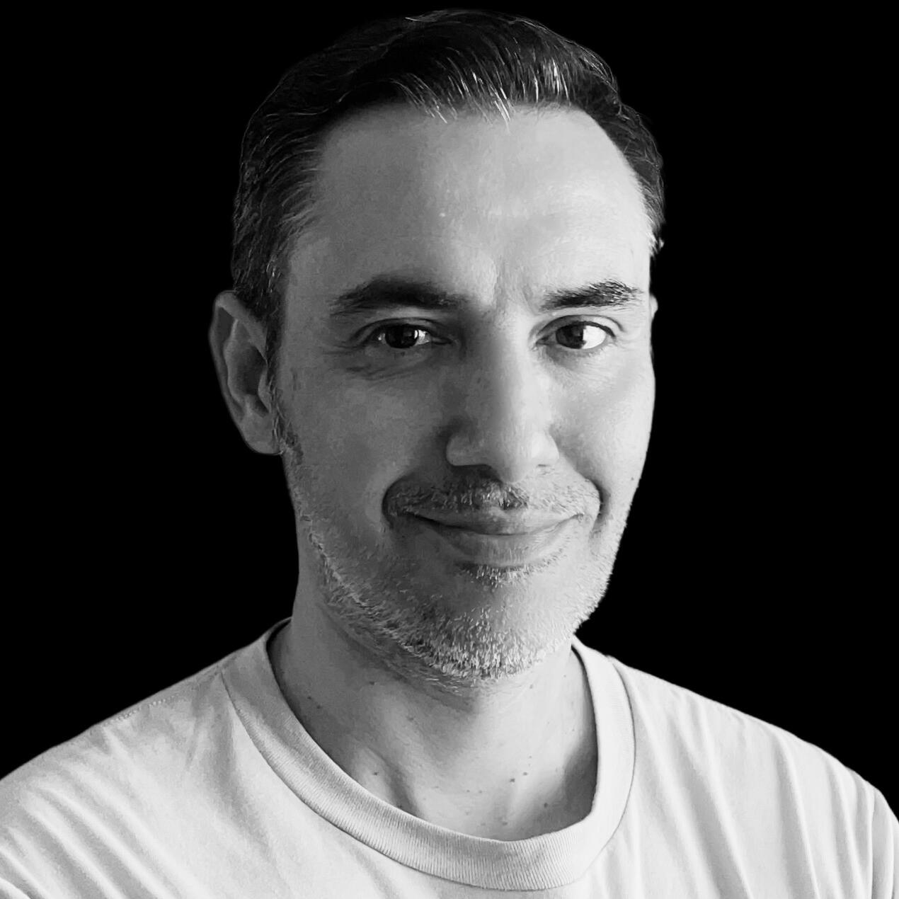 Enrique Bravo Avatar Enrique Bravo